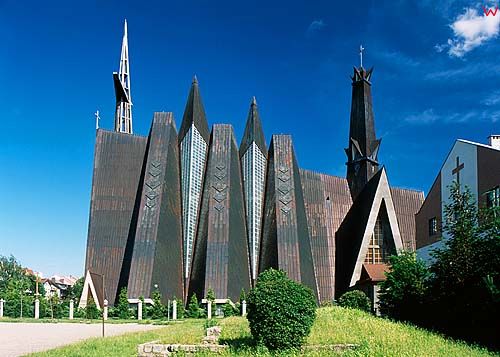 Elbląg kościół matki boskiej królowej polski